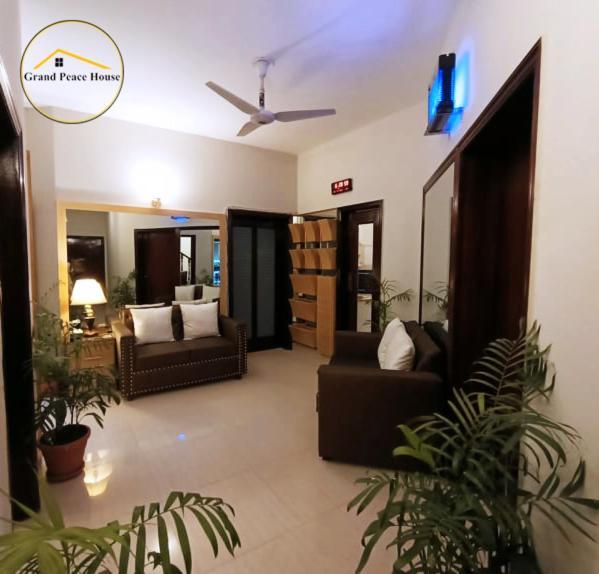 Bed and Breakfast Grand Peace House II Islamabad Exterior foto